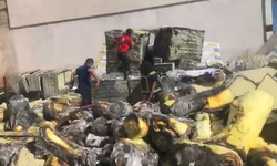 Elazığ’da yalıtım malzemelerinin olduğu depoda yangın