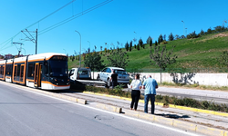 Eskişehir'de tramvay seferlerini aksatan kaza