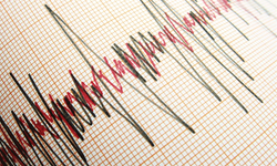 Eskişehir'i de sallayan deprem sonrası Prof. Dr. Üşümezsoy'dan 6,5 uyarısı