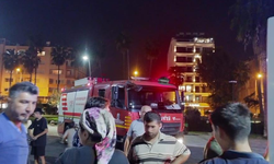 Hatay'da parkta ayağı sıkışan çocuğun yardımına itfaiye yetişti