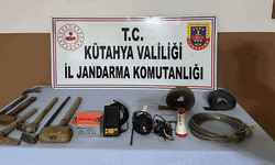 Kütahya’da kaçak kazıya jandarma baskını