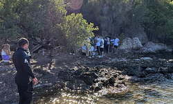 Muğla'da düzensiz göçmenleri Cennet Adası’na bırakıp gittiler