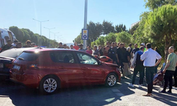 Muğla'da trafik ışıkları arızalandı, araçlar birbirine girdi