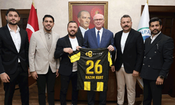 2 Eylül Spor Kulübü’nden başkan Kazım Kurt’a ziyaret