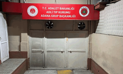 Adana'da iki kişi arasında bıçaklı kavga çıktı: 1 ölü