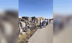 Adıyaman'da kamyon devrildi: 1 yaralı