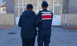 Afyon’da aranan şahıs jandarmadan kaçamadı