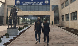 Afyon'da FETÖ’den aranan şahsı polis yakaladı