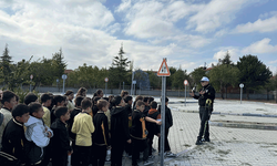Afyonkarahisar'da 75 öğrenciye trafik güvenliği eğitimi verildi