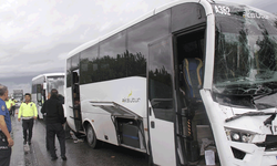 Antalya'da 4 araçlı zincirleme kaza: 2 turist yaralandı