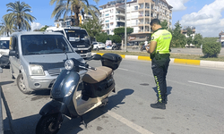 Antalya'da 4,25 promil alkollü motosiklet sürücüsü kazada yaralandı