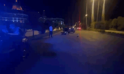 Antalya'da motosiklet otomobile çarptı