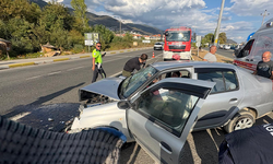 Balıkesir'de trafik kazası: 2 yaralı