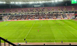 Eskişehirspor taraftarı Uşakspor maçına şova hazırlanıyor