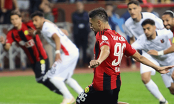 Eskişehirspor ve Oktaş Uşakspor puanları paylaştı:1-1