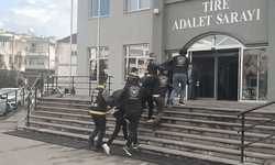 İzmir'de iş yerlerini kurşunlayan şüpheliler yakalandı