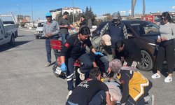 Karaman'da otomobille üç tekerlekli elektrikli bisiklet çarpıştı