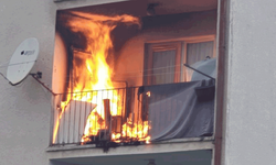 Kastamonu'da balkon yangın ekipler tarafında söndürüldü