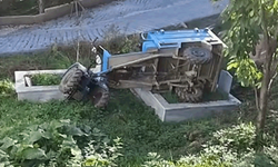 Kastamonu’da devrilen patpatın altında kalan sürücü yaralandı