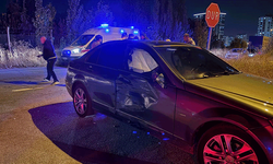 Kayseri'de motosiklet otomobile çarptı: 1’i ağır 4 yaralı