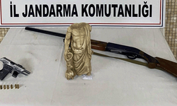 Kütahya’da köy evine operasyon: Antik heykel bulundu