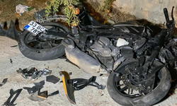 Mersin'de kamyonetle çarpışan 16 yaşındaki motosiklet sürücüsü hayatını kaybetti