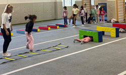 Minik sporcular Dünya Kız Çocukları Günü’nde sahne aldı