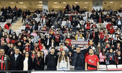 Minik yürekler Eskişehirspor’la büyüyor