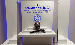 Sakarya'da motosiklet kaskıyla geldi, tüfekle 2 kişiyi yaraladı: 3 gözaltı