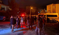 Antalya'da park halindeki minibüs alev aldı