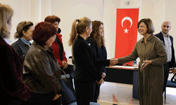 Başkan Ayşe Ünlüce’den kadınlara dayanışma çağrısı