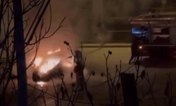 Bursa'da hafif ticari araç yanarak kül oldu