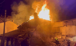 Çankırı'da iki ev alevlere teslim oldu