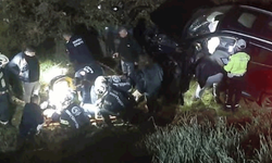 Denizli'de kontrolden çıkan otomobil uçurumdan aşağıya yuvarlandı