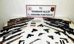 Diyarbakır jandarma ekiplerinden silah ve kaçakçılık operasyonu