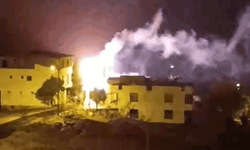 Diyarbakır'da trafo bomba gibi patladı