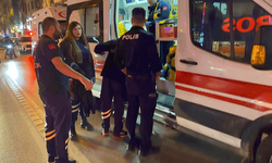 Eskişehir’de motosiklet önce yayaya, sonra otomobile çarptı: 2 yaralı