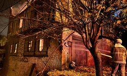 Karabük'te 150 yıllık tarihi konakta çıkan yangın söndürüldü