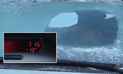 Kars eksi 13'ü gördü: Araç camları buz tuttu