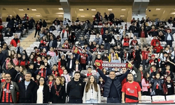 Minik yüreklerden Eskişehirspor’a kocaman destek