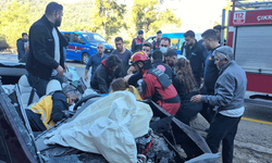 Muğla'da feci kaza; 1'i ağır 2 yaralı