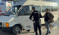 Samsun’da minibüs ile otomobil çarpıştı