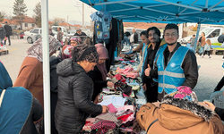 Seyitgazililer Gazze için seferber oldu: Hayır çarşısına yoğun ilgi
