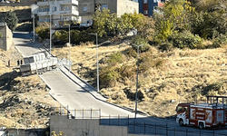 Şırnak'ta tır devrildi: 1 yaralı