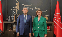 Ünlüce’den Özel ile iktidar mesajı