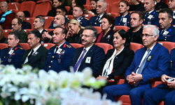 Vali Aksoy Atatürk’ü anma programına katıldı