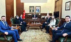 Vali Aksoy, Öğretmenler Günü’nde eğitim camiasını makamında ağırladı