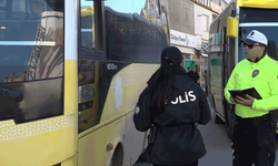 Aksaray'da  şehir içi ulaşım minibüsleri aralıksız denetleniyor