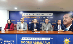 Albayrak, AK Parti Seyitgazi teşkilatı ile bir araya geldi