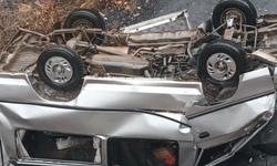 Artvin'de trafik kazasında 2'si kardeş 3 kişi hayatını kaybetti